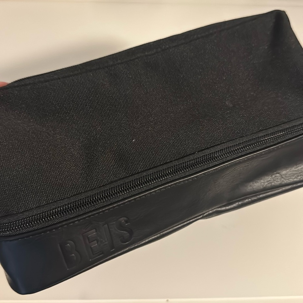 Bed Dopp Kit - Black, New
